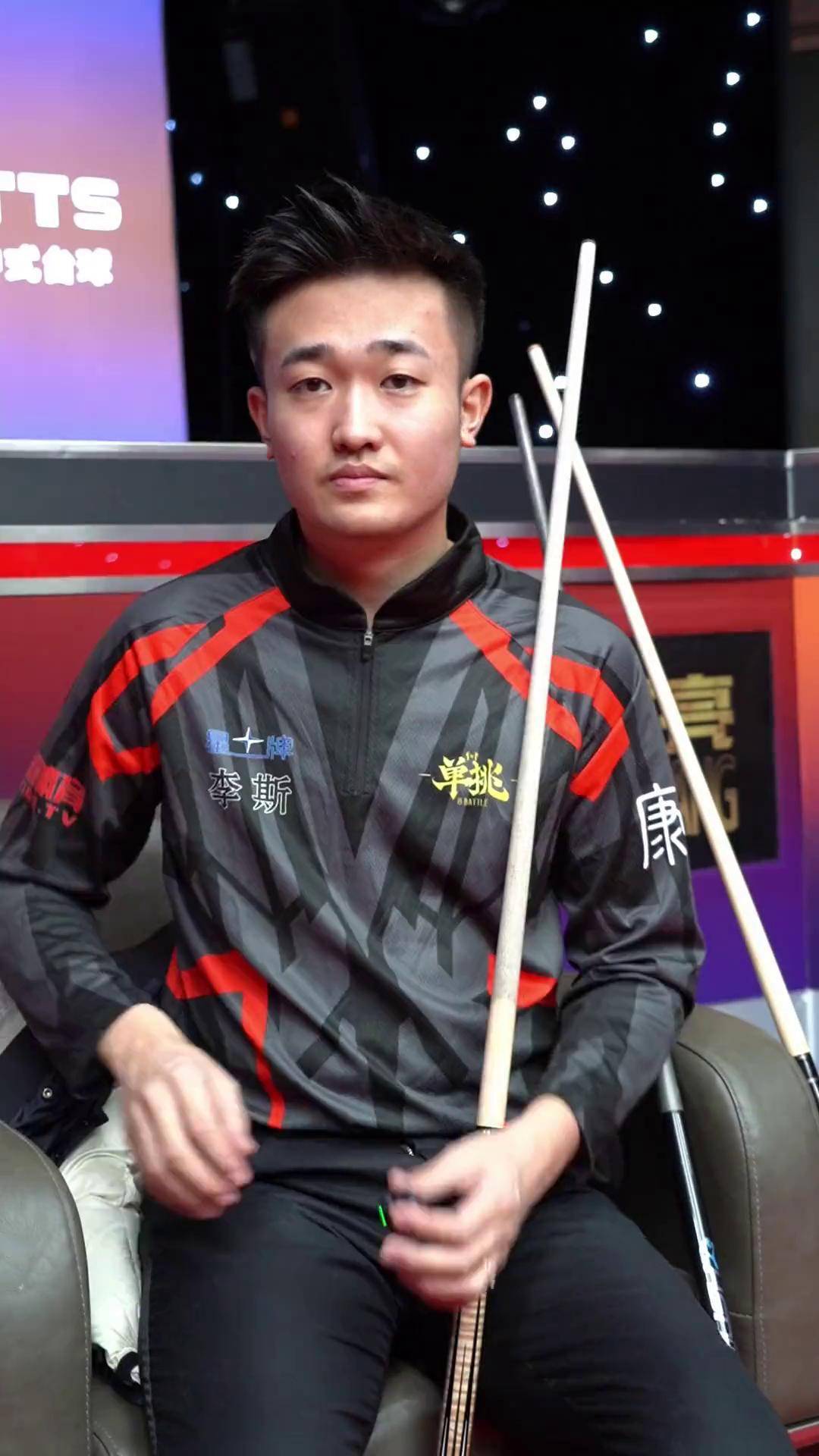 我们展示 我们展示