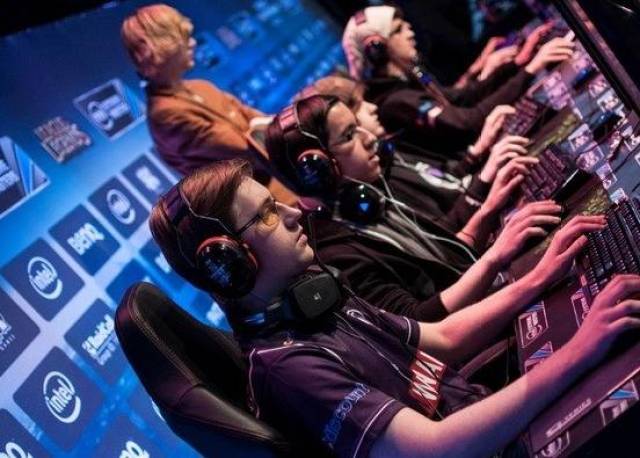 上不公正的 上不公正的