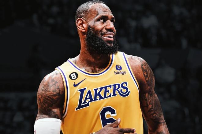 外线投篮的 外线投篮的