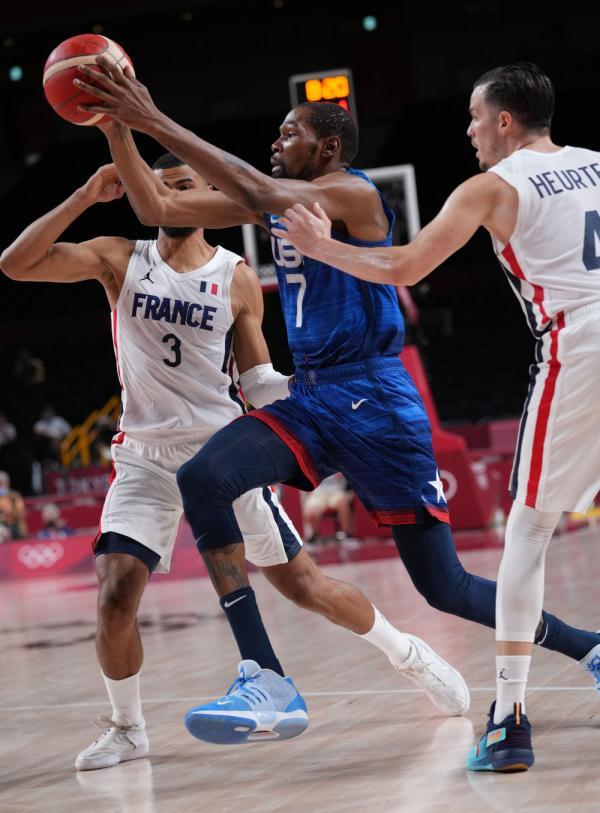 连救7个赛 连救7个赛